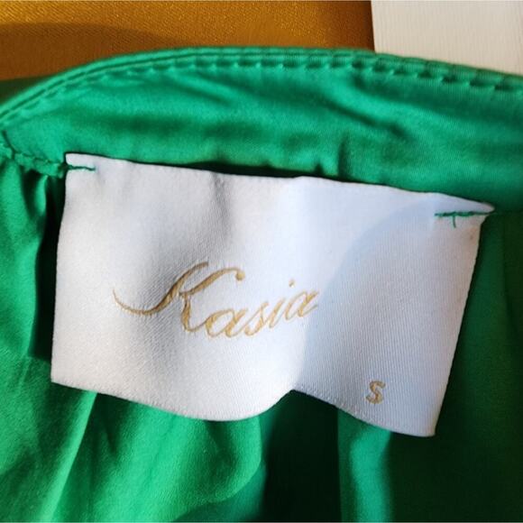 KASIA NEW GREEN RUFFLE BLOUSE SIZE SMALL RETAIL $112 - Picture 7 of 7